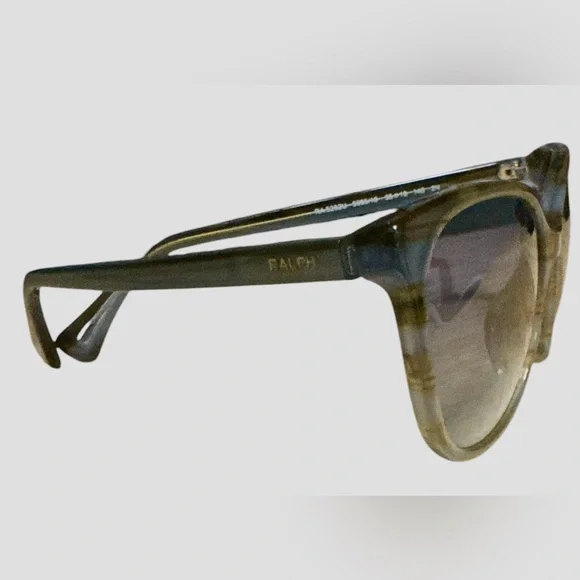 Ralph Lauren Blue and Brown Gradient Cat Eye Sunglasses Excellent Condition - Picture 6 of 8